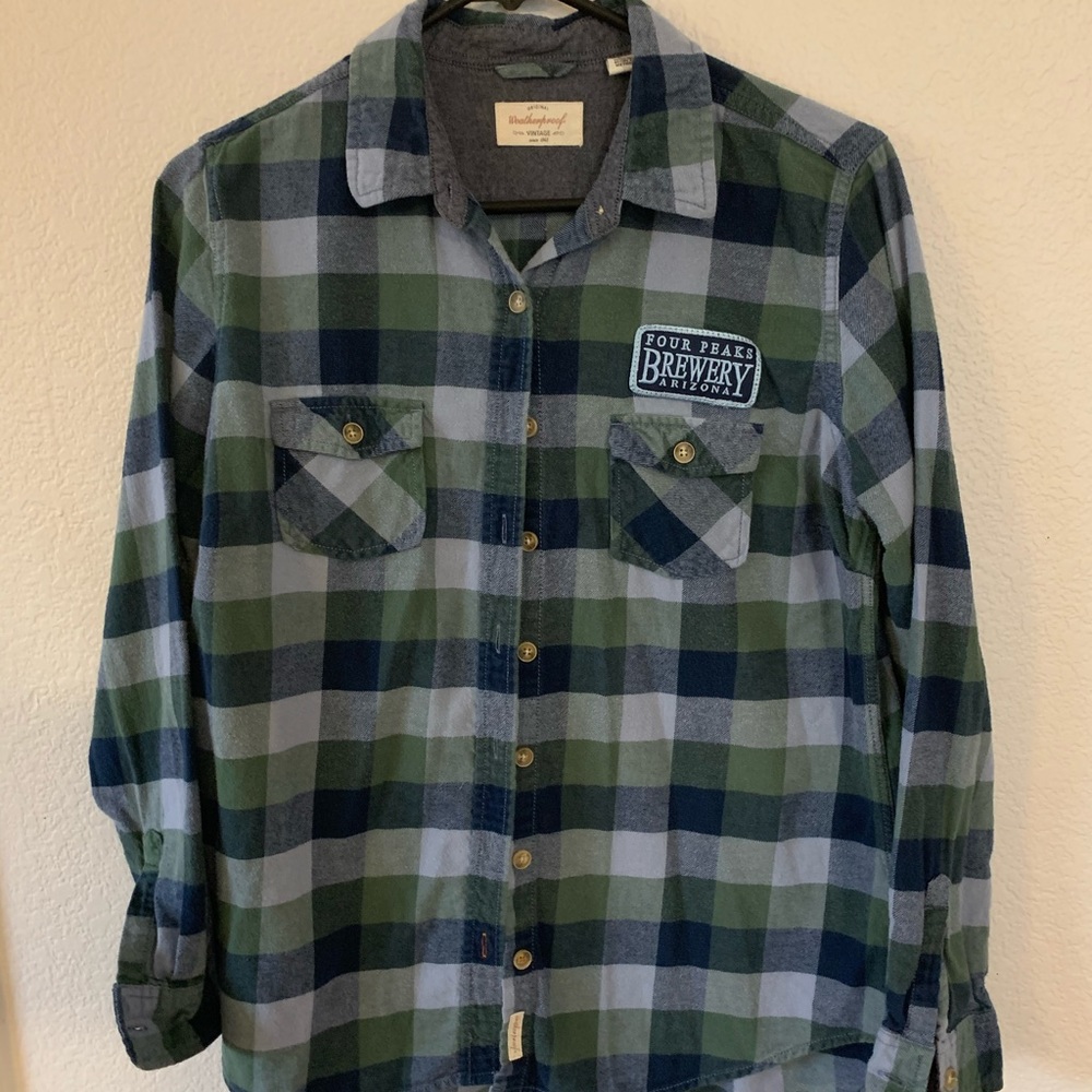Four Peaks plaid flannel